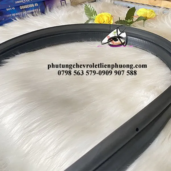 Gioăng khung cốp hậu chevrolet spark m300 matiz groove chính hãng gm 95087790