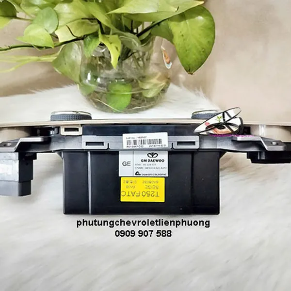 Điều khiển điều hoà gentra aveo chính hãng gm 95228977