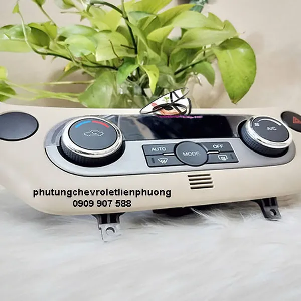 Điều khiển điều hoà gentra aveo chính hãng gm 95228977