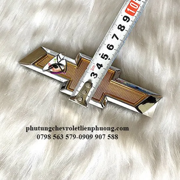 Lô gô sau chevrolet captiva c140 chính hãng gm mã 95326561