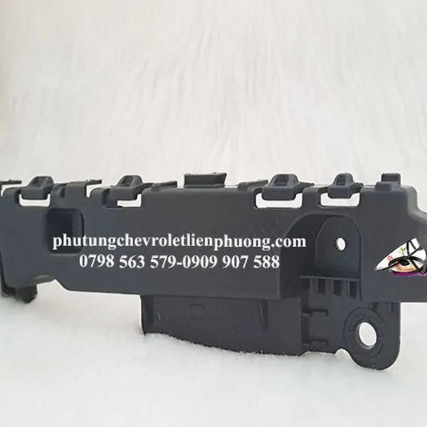 Bát cản trước phải chevrolet cruze lacetti chính hãng gm 95328894