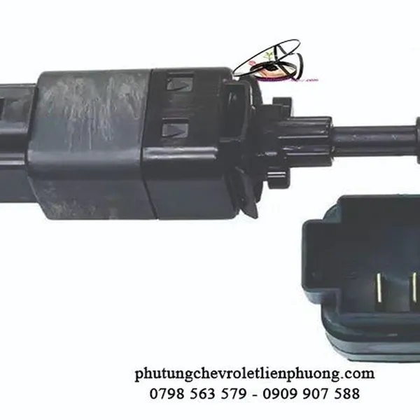 Công tắc chân phanh laceti - mã 95368628 - hàng xịn