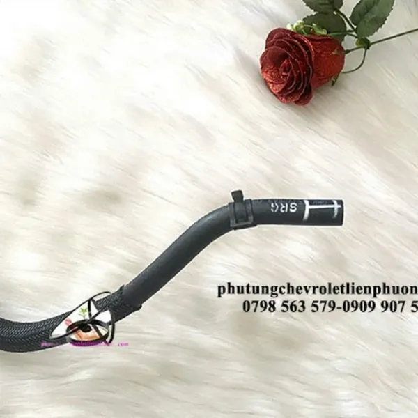 Ống nước vào bình nước phụ chevrolet cruze chính hãng 95390849