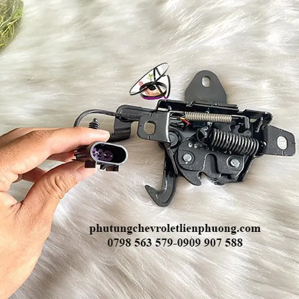 Ổ khoá ngậm capo trước chevrolet captiva chính hãng gm mã 95469603