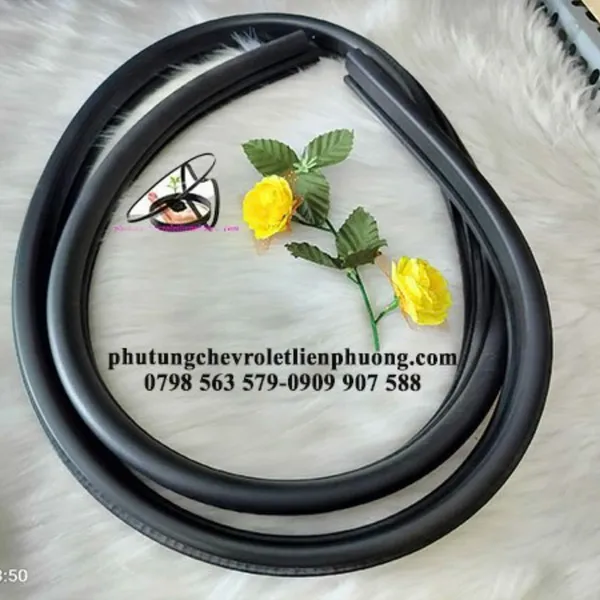 Ron khung cửa trước phải spark m300, matiz 4 chính hãng 95987987 Phụ Tùng Chất Lượng Cao