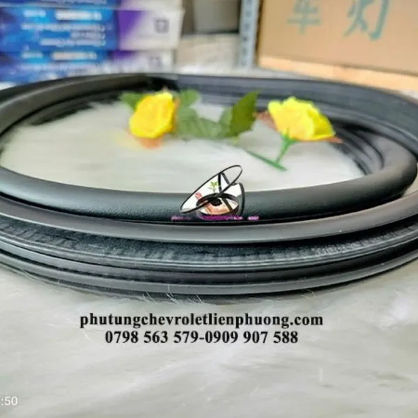 Ron khung cửa trước phải spark m300, matiz 4 chính hãng 95987987 Phụ Tùng Chất Lượng Cao