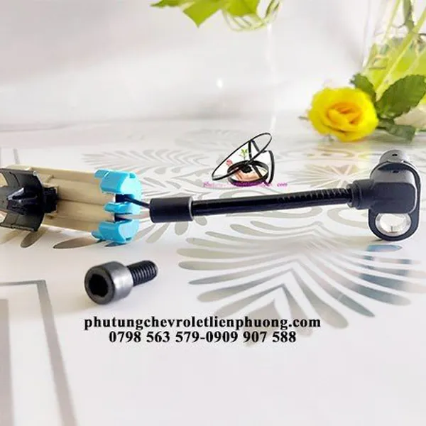 Cảm biến abs trước xe captiva