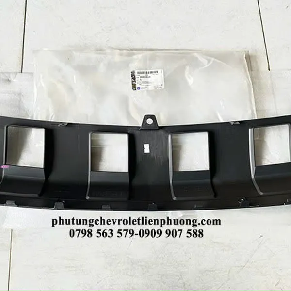 Ốp dưới cản trước chevrolet captiva c100 chính hãng mã 96800030