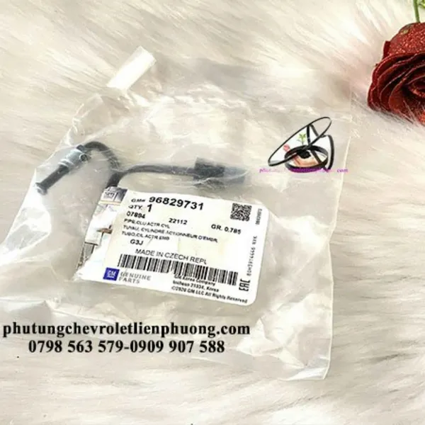 Ống dầu côn dưới nối bi tê cruze lacetti chính hãng gm 96829731