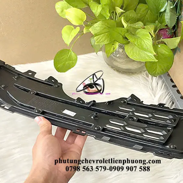 Lưới cản trước mạ crom chevrolet captiva maxx chính hãng 96865488