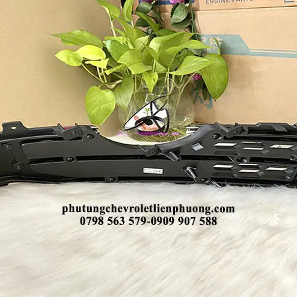 Lưới cản trước mạ crom chevrolet captiva maxx chính hãng 96865488
