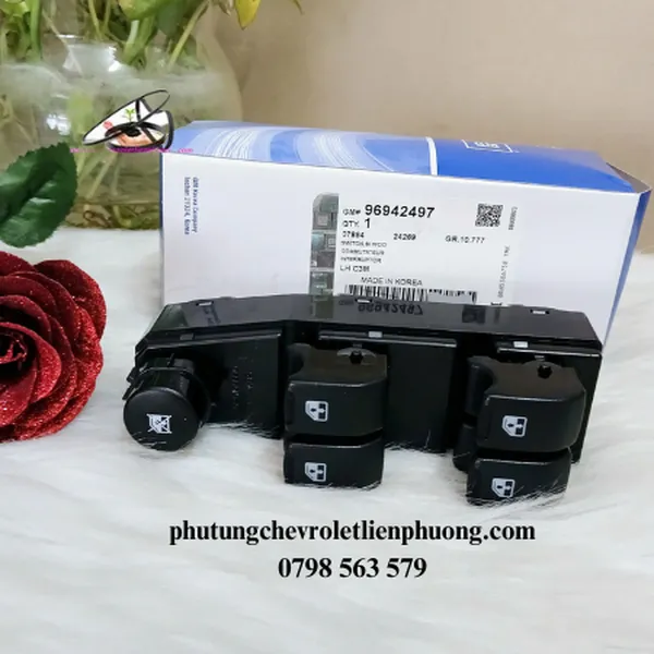 Cụm công tắc lên xuống kính tổng Chevrolet Spark M300 Matiz 4 không lock chính hãng 96942497