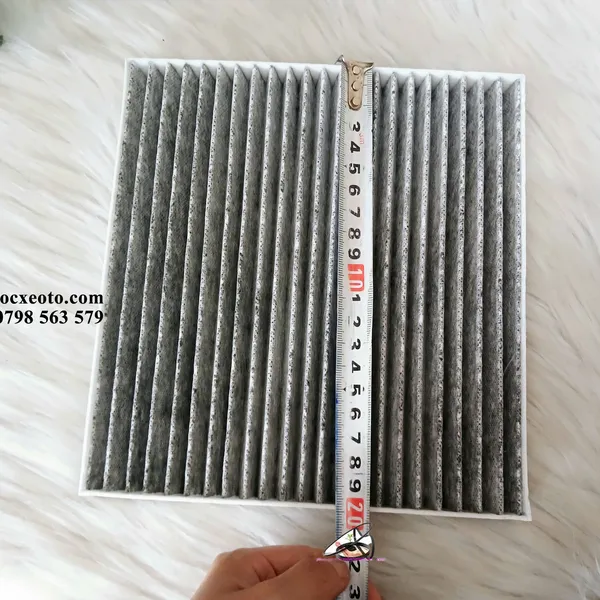 Lọc điều hoà sau Kia Carnival loại trắng và than hoạt tính chất lượng mã 97133-R0500