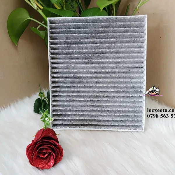 Lọc điều hoà sau Kia Carnival loại trắng và than hoạt tính chất lượng mã 97133-R0500