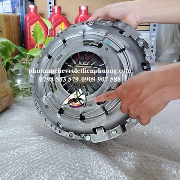 Bàn ép chevrolet colorado traiblazer chính hãng hàn quốc mã 24580378