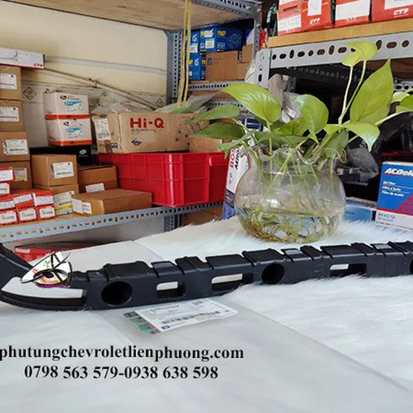 Bát cản sau dài phải cruze - được xuất xứ chính hãng với chất lượng cao