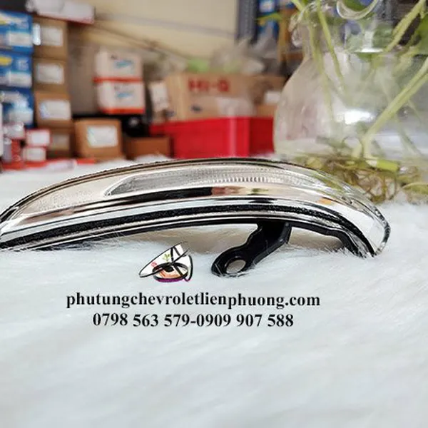Đèn xi nhan gương trái vinfast fadil - Tăng cường tính an toàn và tiện ích cho chiếc xe của bạn