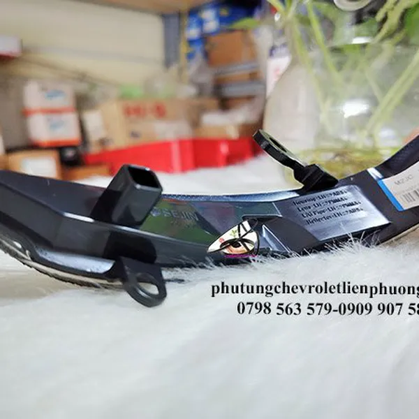 Đèn xi nhan gương trái vinfast fadil - Tăng cường tính an toàn và tiện ích cho chiếc xe của bạn