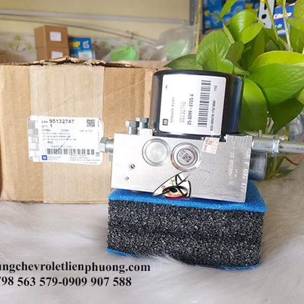 Mô tơ bơm ABS chevrolet captiva c100 số sàn chính hãng gm mã 95132747