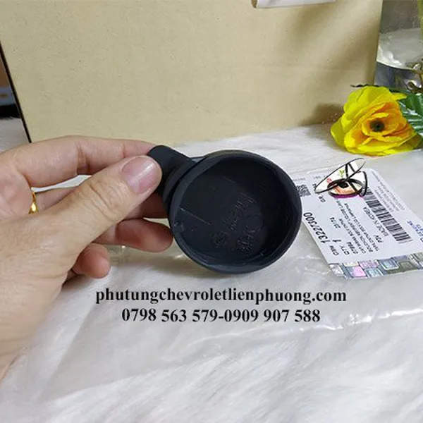 Nắp bình nước rửa kính xe cruze lacetti orlando chính hãng mã 13227300