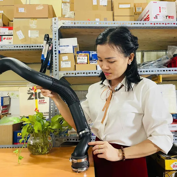 Ống gió turbo Chevrolet Colorado GM 84652020