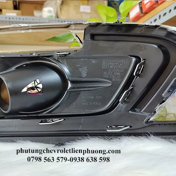 Ốp đèn gầm trái có mạ chevrolet cruze đời mới chính hãng mã 42359629