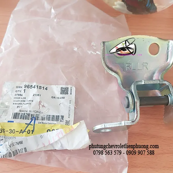 BẢN LỀ CỬA SAU DƯỚI AVEO CHÍNH HÃNG