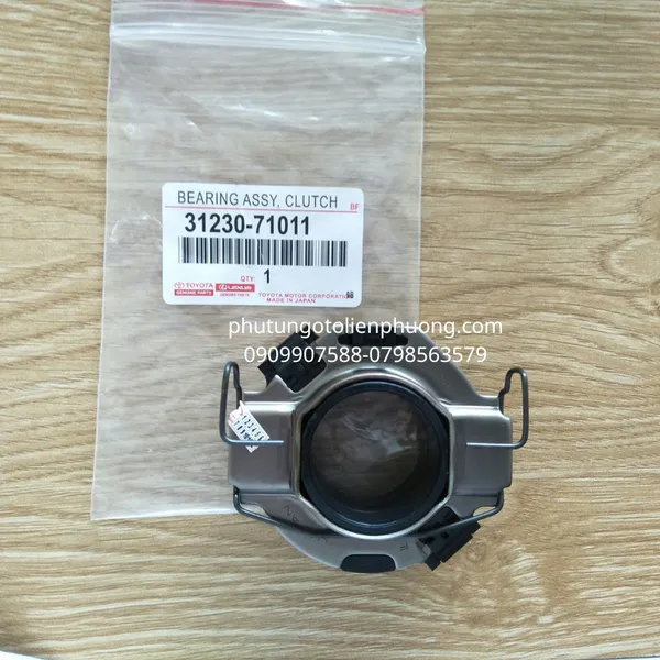 BI TÊ XE FORTUNER CHÍNH HÃNG