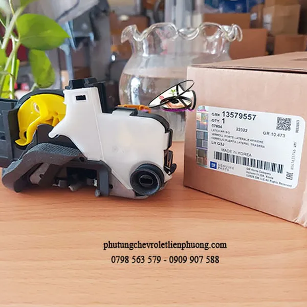 CƠ CẤU KHÓA CỬA SAU TRÁI  CRUZE