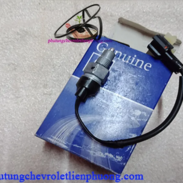 Công tắc đèn dừng spark m300