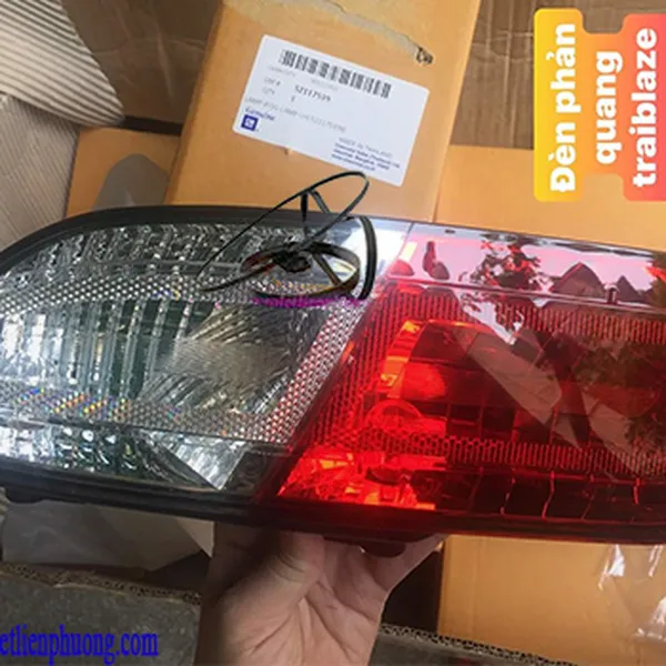 ĐÈN CẢN SAU TRÁI XE CHEVROLET TRAIBLAZER