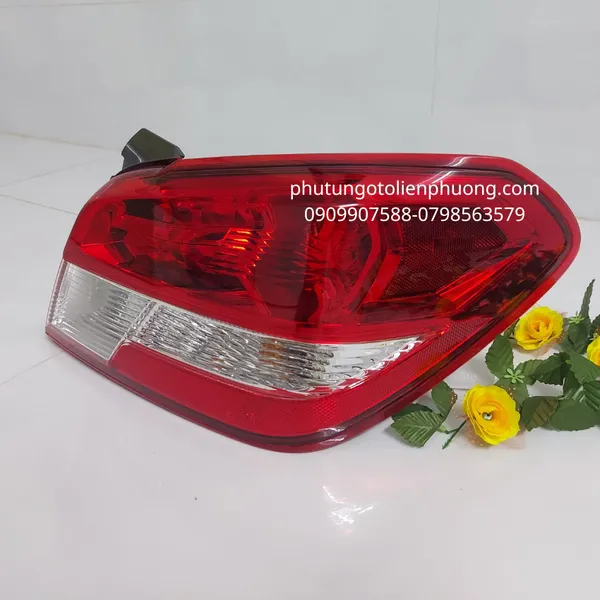 ĐÈN HẬU MITSUBISHI ATTRAGE 2020