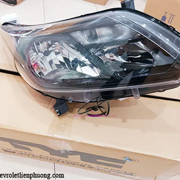 ĐÈN PHA XE COLORADO KHÔNG LED HÀNG TYC