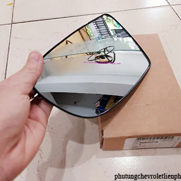 MẶT GƯƠNG CHIẾU HẬU PHẢI XE GENTRA AVEO
