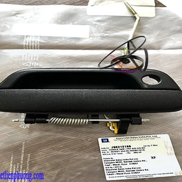 TAY MỞ CỬA NGOÀI TRƯỚC CHEVROLET SPARK M300