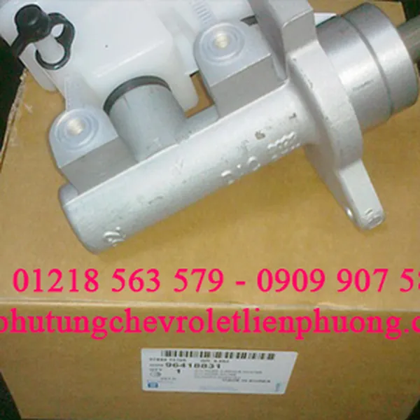 Xy lanh tổng phanh và bình dầu xe Magmus 2.5