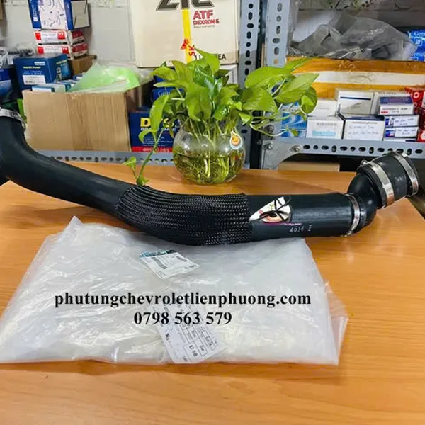 Ống gió turbo Chevrolet Colorado GM 84652020