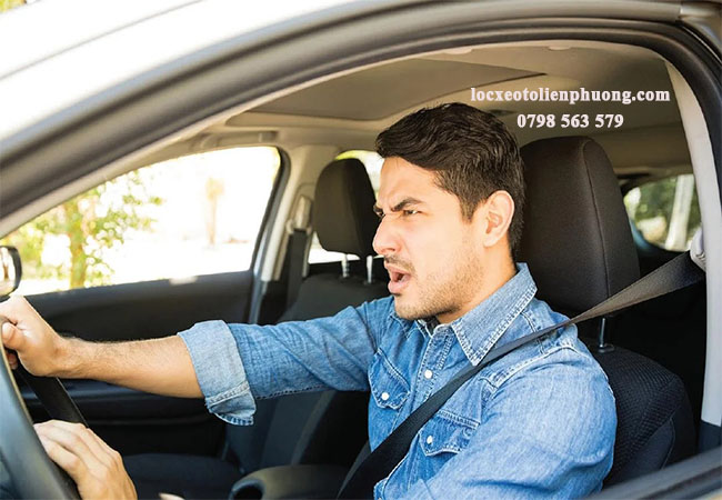 tiếng ồn từ động cơ làm khó chịu vì lọc gió động cơ xe santafe lâu không thay tiếng ồn từ động cơ làm khó chịu vì lọc gió động cơ xe santafe lâu không thay