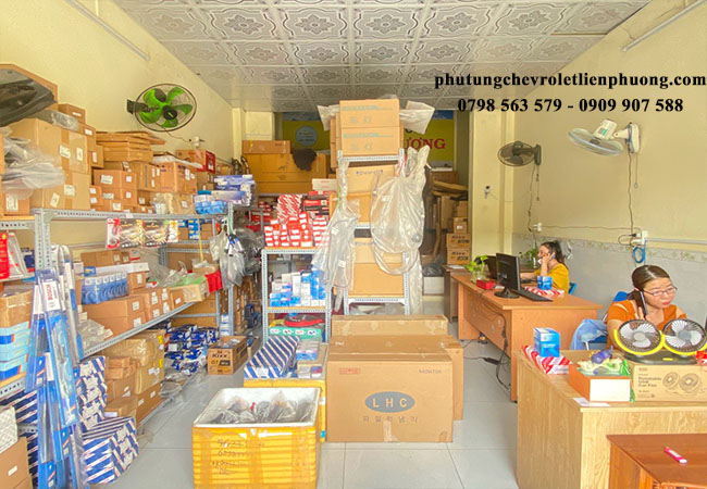 cửa hàng phụ tùng ô tô liên phương hỗ trợ khách hàng tư vấn chuyên nghiệp cửa hàng phụ tùng ô tô liên phương hỗ trợ khách hàng tư vấn chuyên nghiệp