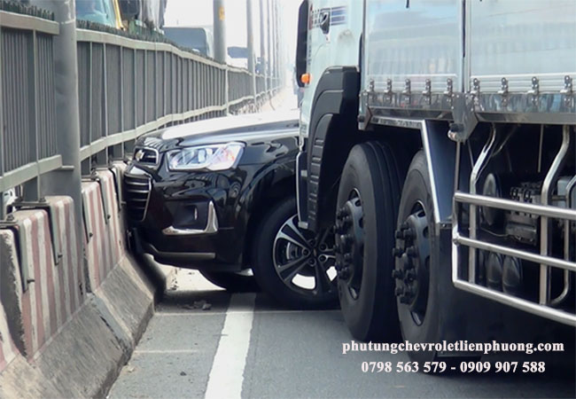 xe captiva mất cân bằng khi lái do chân máy trước hỏng xe captiva mất cân bằng khi lái do chân máy trước hỏng