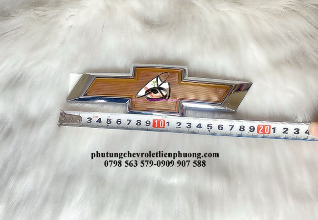 màu vàng tăng thẩm mỹ cho xe chevrolet orlando màu vàng tăng thẩm mỹ cho xe chevrolet orlando