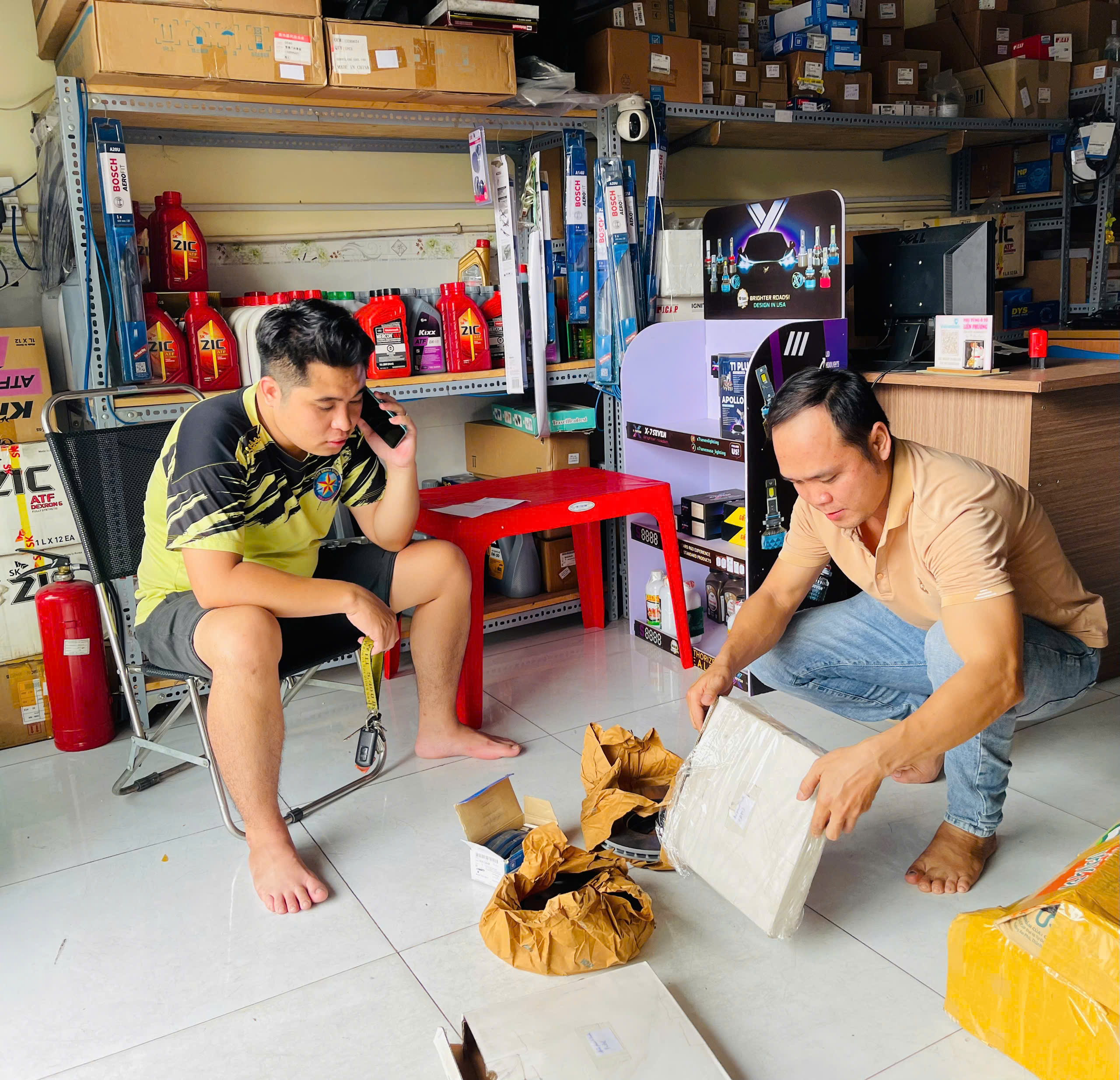 Tìm kiếm các cửa hàng phụ tùng uy tín, chất lượng với giá tốt Tìm kiếm các cửa hàng phụ tùng uy tín, chất lượng với giá tốt