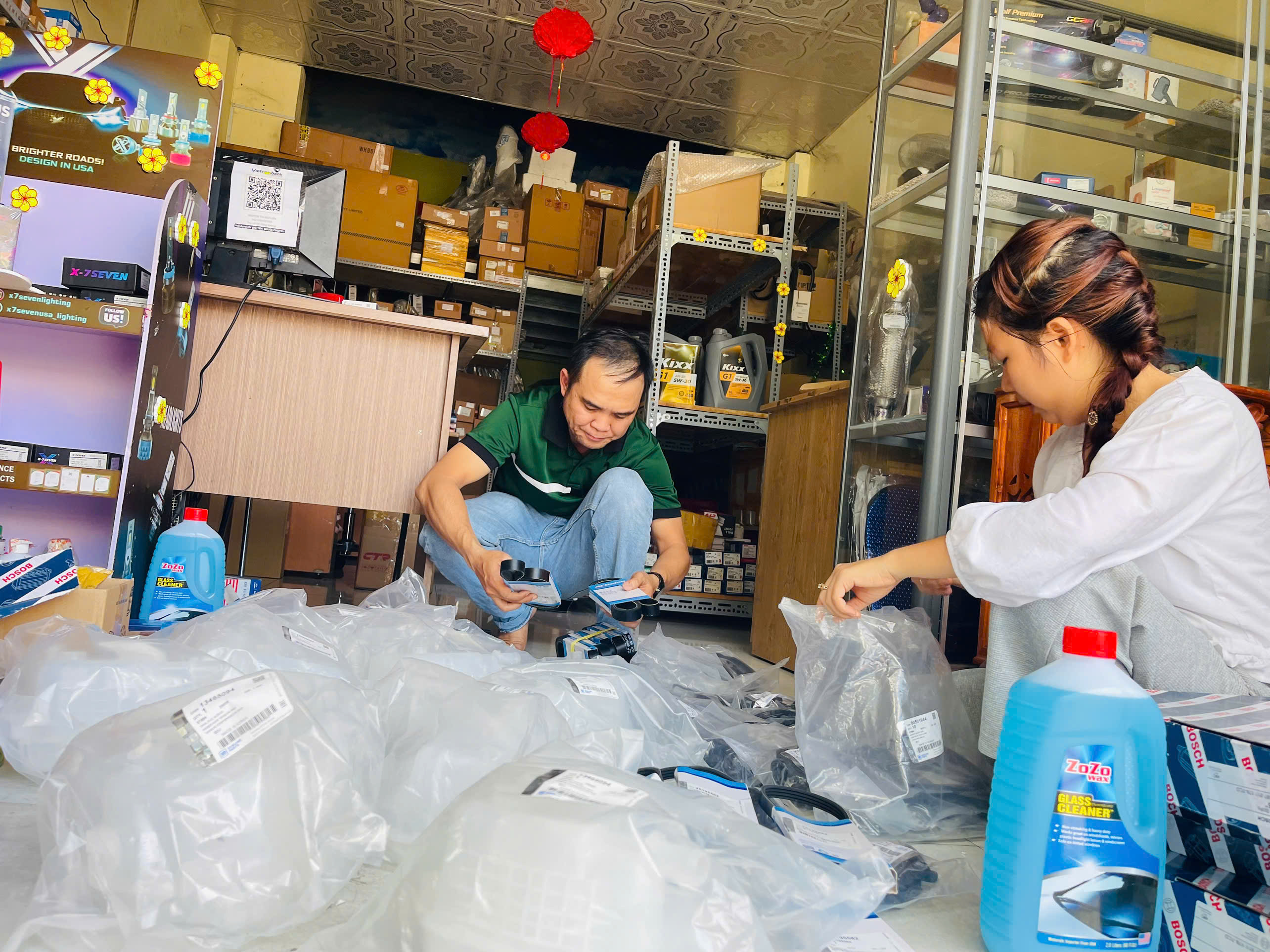 tham khảo và lựa chọn phụ tùng thông dụng cho xe chevrolet tại cửa hàng phụ tùng chevrolet Liên Phương tham khảo và lựa chọn phụ tùng thông dụng cho xe chevrolet tại cửa hàng phụ tùng chevrolet Liên Phương