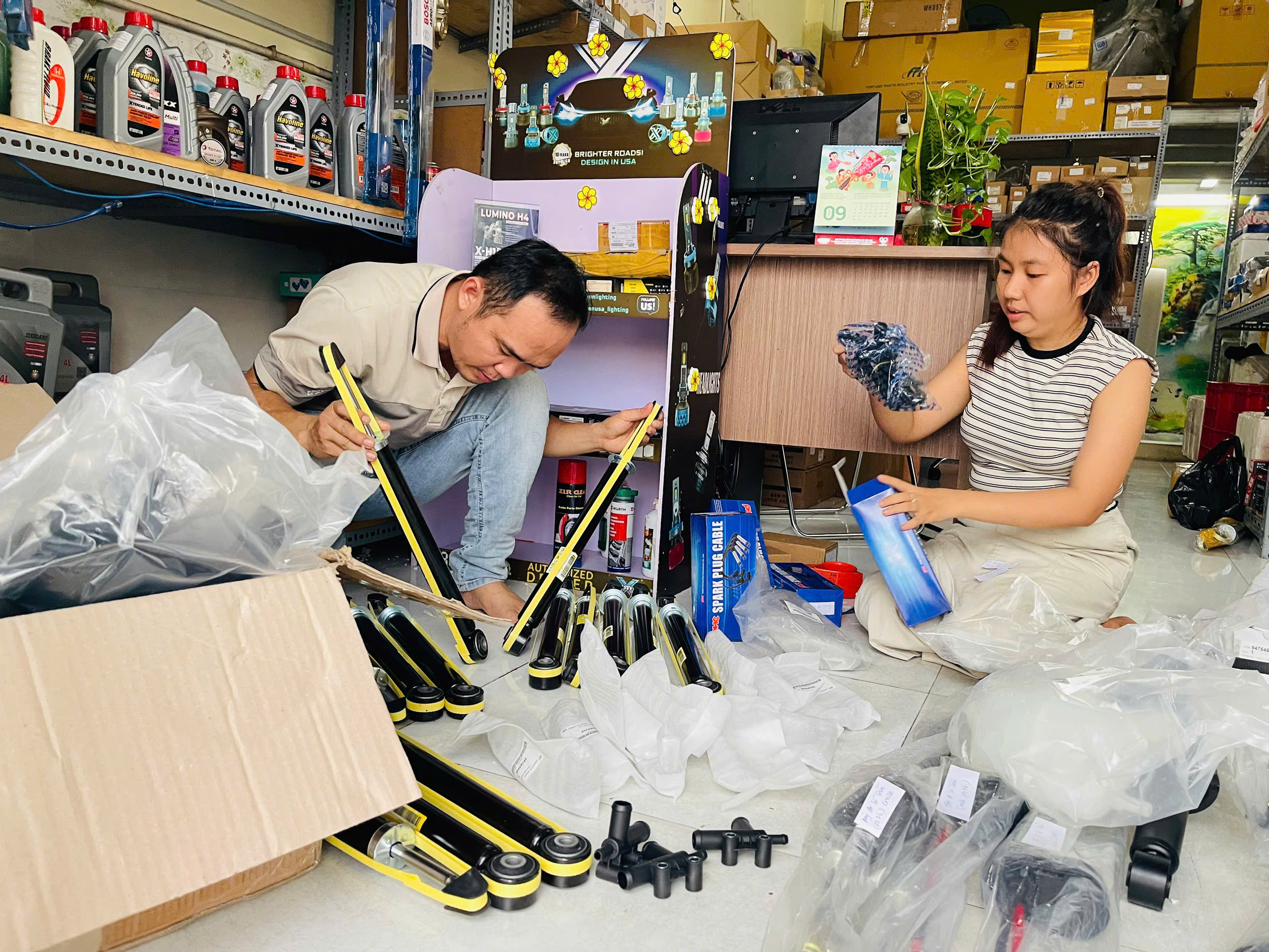 lựa chọn phụ tùng chevrolet tại cửa hàng Liên Phương lựa chọn phụ tùng chevrolet tại cửa hàng Liên Phương