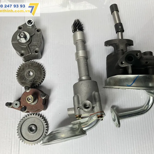 Bơm Dầu Nhớt Động Cơ Máy Xúc Lật