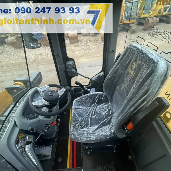Máy Xúc Lật Tân Thịnh T950 Gầu 1.8m³