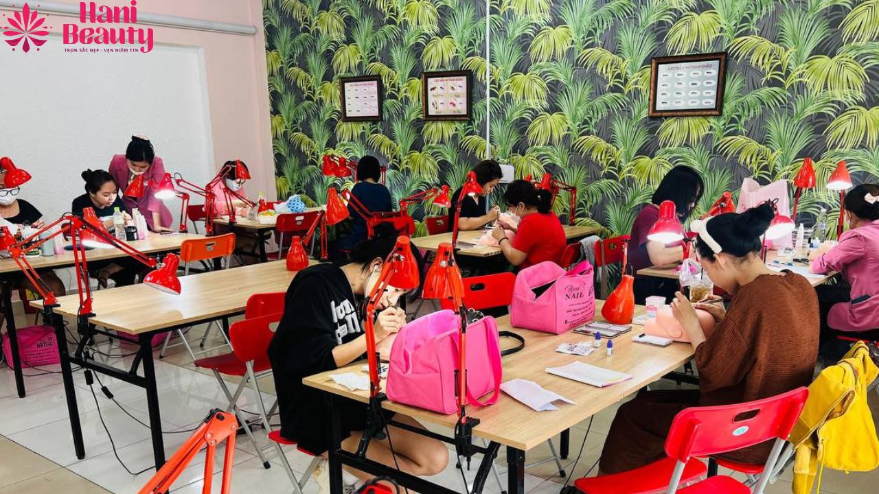Học nối mi bao lâu thì ra nghề