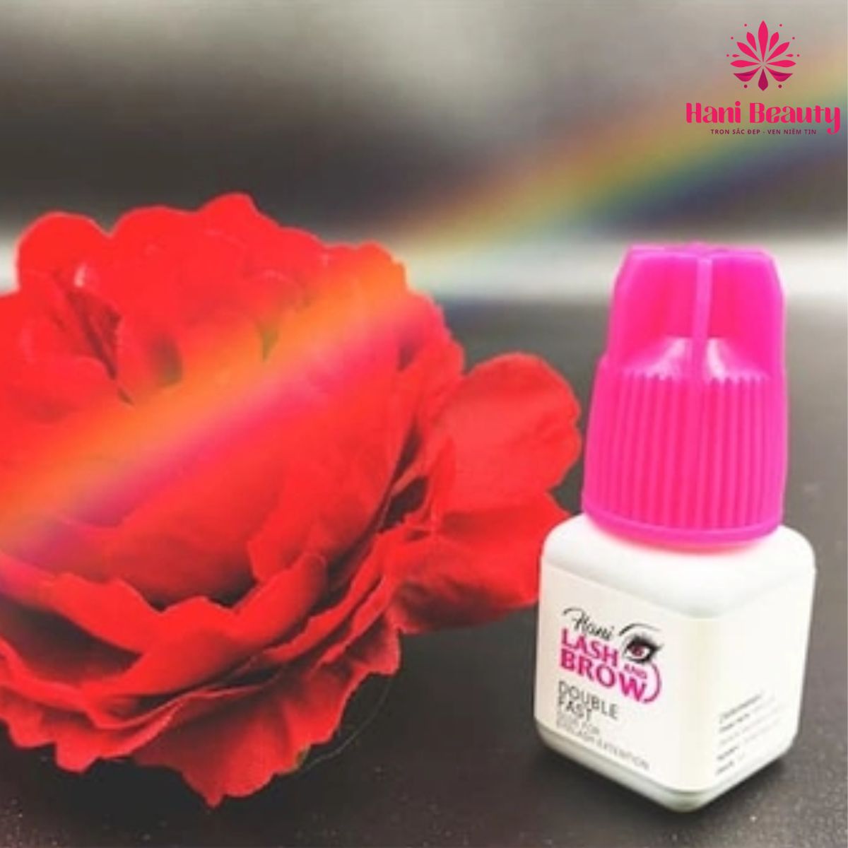 Double Fast chính là dòng keo nối mi chuyên nghiệp được nhiều thợ tin dùng