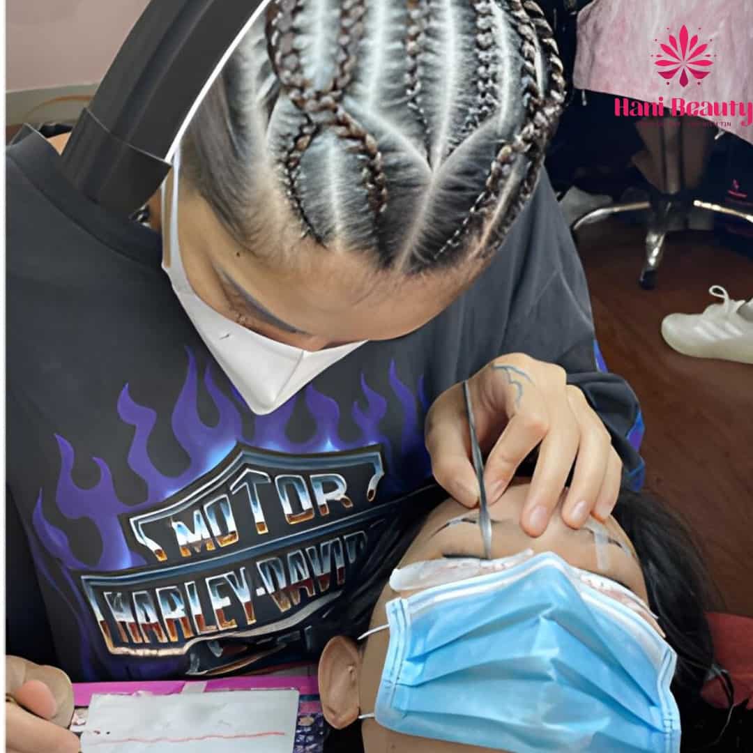 Lợi thế khi thợ mi dùng mi fan sẵn Hani