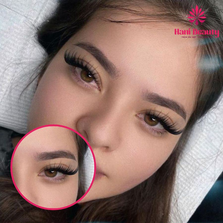 Mi tiên cá là mẫu nối mi hot mùa hè, gây sốt trên mạng xã hội.